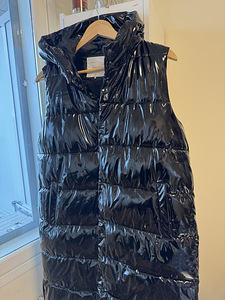 Vest (3 foto / 3)