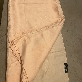 Шарф Guess