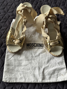 Moschino naiste väga šikid kingad, nr 39, UUS (1 foto / 6)