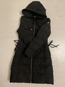 Guess mantel S/M (1 foto / 8)