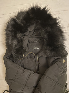 Guess mantel S/M (3 foto / 8)