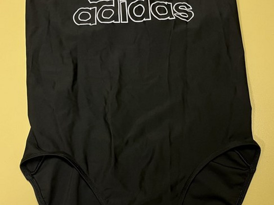 Ujumistrikoo Adidas
