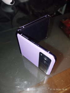 Motorola, Razer40 (4 foto / 9)