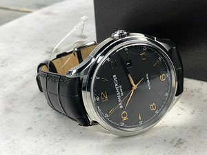 Baume & Mercier - Clifton Round Automatic XL Black Dial (3 фото из 8)