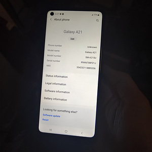 Samsung A21 (3 фото из 3)
