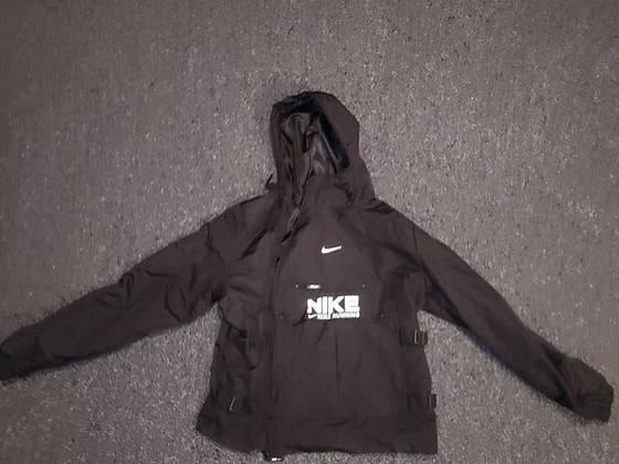 Куртка Nike размер L