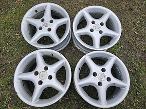 Диски FORD ESCORT (1 фото из 4)