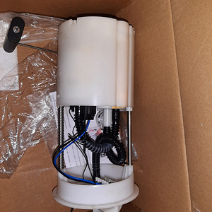 Hitachi kütusepump, sobib Nissan almera n16-le. (4 foto / 5)