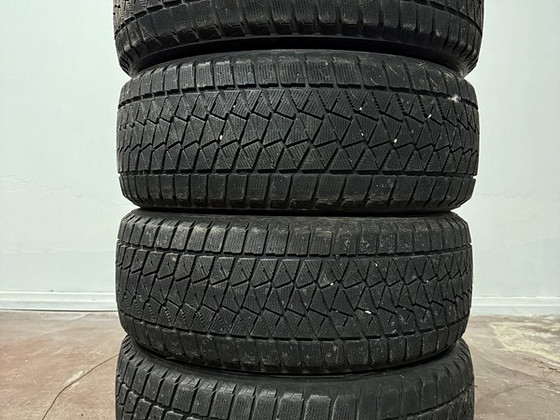 235/55/18 шины Bridgestone Blizzak