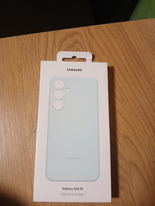 Samsung s24 fe чехол (1 фото из 2)