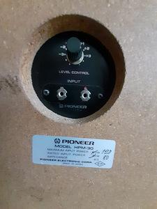 Müügil on Pioneer kõlari komplekt (2 foto / 3)