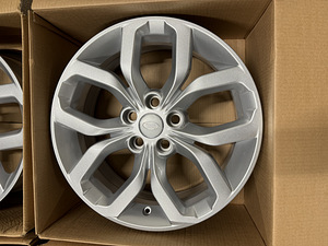 19" оригинальные диски Land Rover 5x120 (новые) (2 фото из 8)
