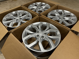 19" оригинальные диски Land Rover 5x120 (новые) (5 фото из 8)