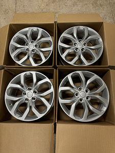 19" оригинальные диски Land Rover 5x120 (новые) (6 фото из 8)