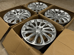 20" оригинальные диски Land Rover 5x120 (новые) (5 фото из 8)