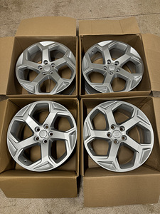 20" оригинальные диски Land Rover 5x120 (новые) (10 фото из 10)