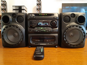 Продаётся комплект DUX + PIONEER XR - P2000 + LG LX-M330 (3 фото из 8)