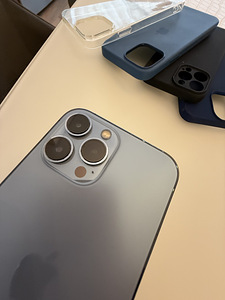 iPhone 13 pro max (7 фото из 8)