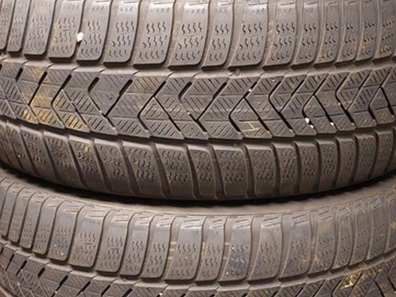 18" шины Pirelli 225 55 18 4шт