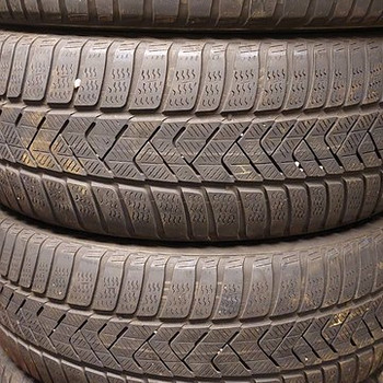 18 " Pirelli rehvid 225 55 18 4tk