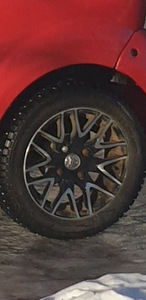 Mopeedauto naastrehvid valuvelgedel! Nokian Hakkapeliitta 13 (1 foto / 1)