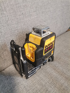 Dewalt dce 089 (4 фото из 5)