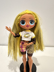 Nukk LOL Surprise OMG Alt Grrrl Fashion Doll (1 foto / 3)