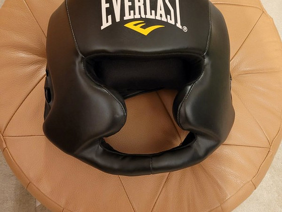 MMA kiiver L/XL