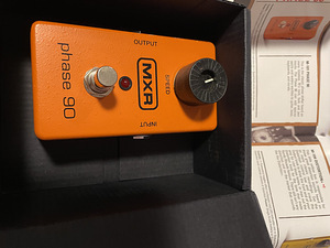 MXR Phase 90 (2 фото из 3)