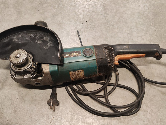 MAKITA 9069S