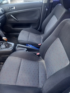 Volsvagen Passat (6 фото из 8)