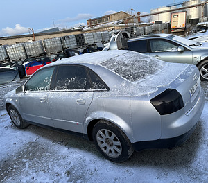 AUDI A4 B6 1,9D 96KWT VARUOSAD (3 foto / 6)