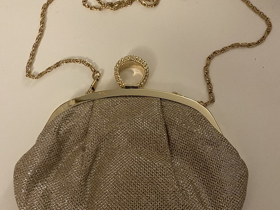 Pidulik kuldne käekott/clutch