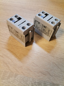 Kontaktor Allen-Bradley 100-C23*10 (4 foto / 6)