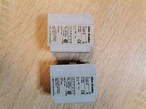 Kontaktor Allen-Bradley 100-C23*10 (5 foto / 6)