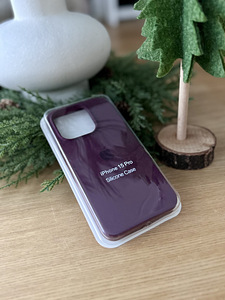 iPhone 15 pro silicone case (1 фото из 4)