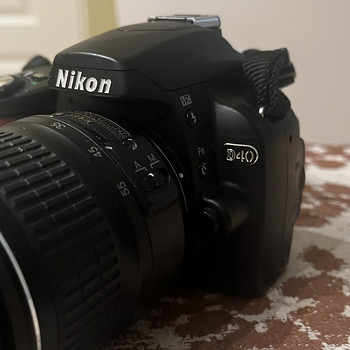 Nikon d40
