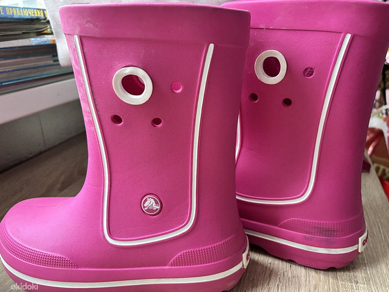 Crocs