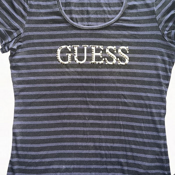 Футболка Guess