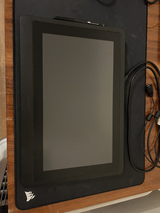 Wacom Cintiq 16 (2 foto / 6)