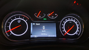 OPEL INSIGNIA 1.6 125KW (14 foto / 15)