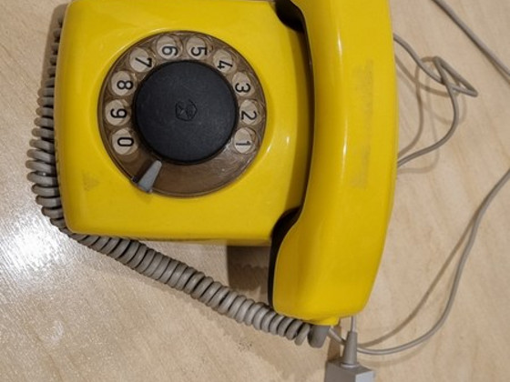 Telefon