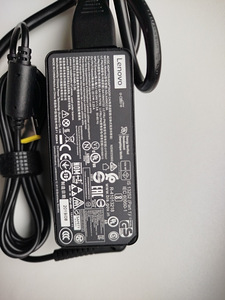 Оригинальное Зарядное устройство Lenovo ThinkPad 45Вт. (3 фото из 3)
