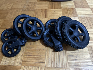 Valmis Easywalker Harvey 2 jalutuskäru komplekt (6 foto / 10)