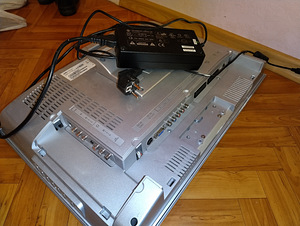 Телевизор JVC. 20" (3 фото из 3)