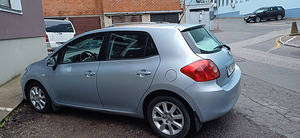 Müüa auto Toyota Auris (2 foto / 5)