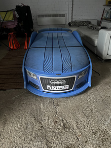 Кровать с фарами Audi (2 фото из 3)