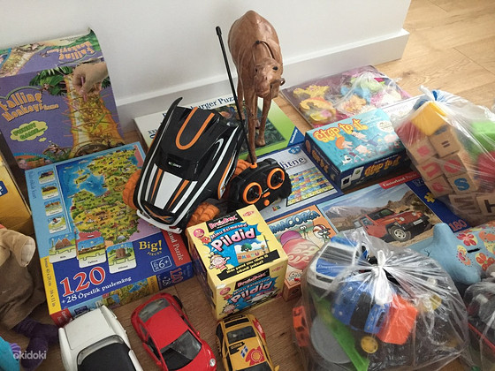 Игрушки