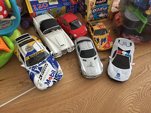 Игрушки (2 фото из 8)