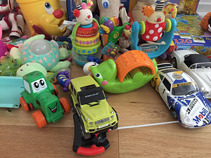 Игрушки (3 фото из 8)